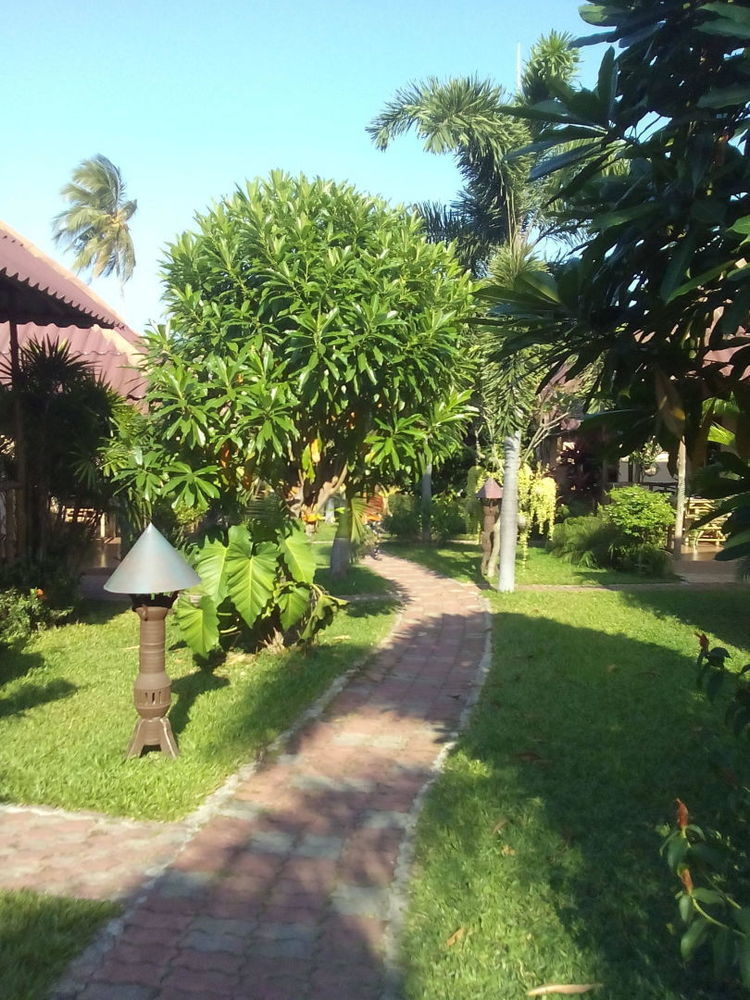 Bee Nat Garden Resort Bang Rak Beach  Exterior photo